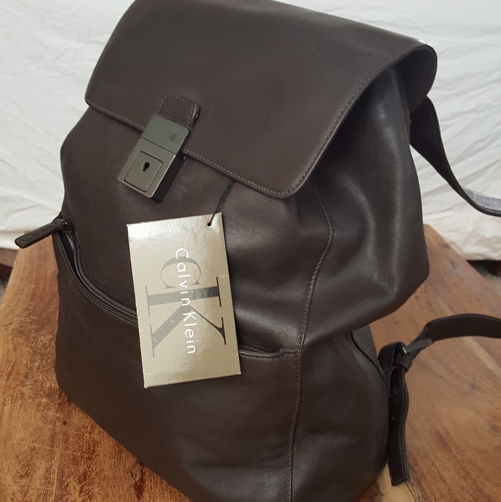 *SOLD**NWT Vintage Calvin Klein Dark Chocolate Brown Distressed Leather Backpack